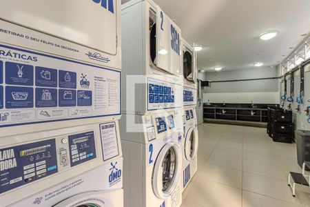 Apartamento à venda com 37m², 2 quartos e sem vagaÁrea comum - Lavanderia
