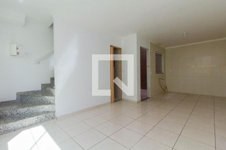 Sala/Cozinha de casa à venda com 2 quartos, 72m² em Vila Ré, São Paulo