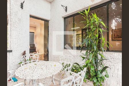 Casa à venda com 2 quartos, 1000m² em Jardim America, São Paulo