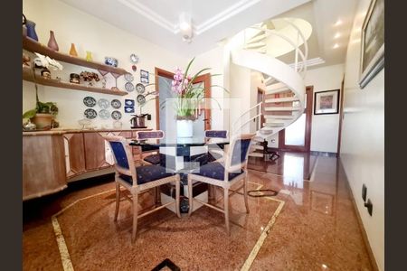 Apartamento à venda com 4 quartos, 472m² em Moema, São Paulo