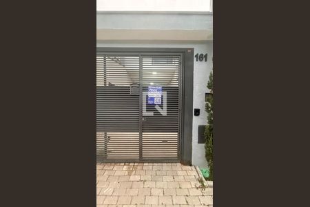 Placa de casa à venda com 3 quartos, 140m² em Jardim Juá, São Paulo