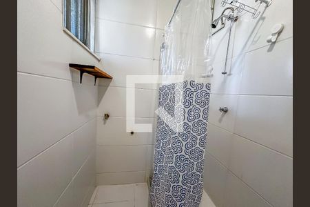 Banheiro social de apartamento para alugar com 1 quarto, 25m² em Lapa, Rio de Janeiro