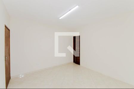 Suíte de casa para alugar com 2 quartos, 190m² em Jardim Presidente Dutra, Guarulhos