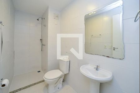 Banheiro Social de apartamento à venda com 3 quartos, 73m² em Sarandi, Porto Alegre