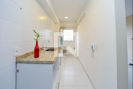 Cozinha e Área de Serviço de apartamento para alugar com 3 quartos, 73m² em Sarandi, Porto Alegre