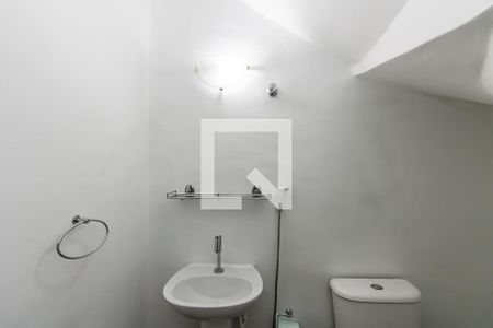 Lavabo de casa para alugar com 3 quartos, 145m² em Vila Guilhermina, São Paulo