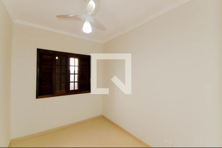 Quarto 2 de casa para alugar com 3 quartos, 190m² em Jardim Presidente Dutra, Guarulhos