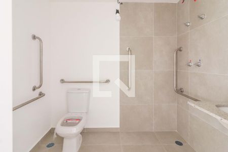 Banheiro de kitnet/studio à venda com 1 quarto, 25m² em Butantã, São Paulo