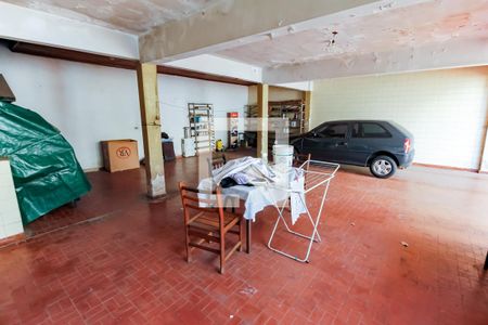 Garagem de casa à venda com 2 quartos, 325m² em Vila Sonia, São Paulo