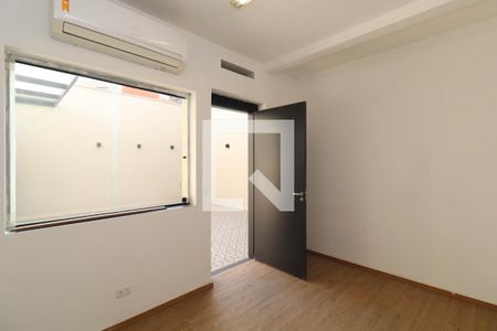 Sala 1 de casa à venda com 4 quartos, 210m² em Pinheiros, São Paulo