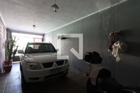 Garagem de casa para alugar com 3 quartos, 150m² em Jardim Vila Formosa, São Paulo