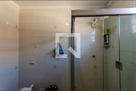 Banheiro de casa à venda com 3 quartos, 182m² em Moinho Velho, São Paulo