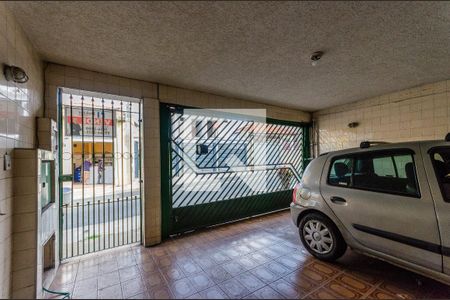 Garagem de casa à venda com 3 quartos, 182m² em Moinho Velho, São Paulo