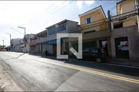 Fachada de casa à venda com 3 quartos, 200m² em Moinho Velho, São Paulo