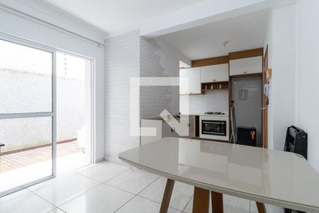 Cozinha de apartamento para alugar com 1 quarto, 86m² em Jardim Independencia, São José dos Pinhais