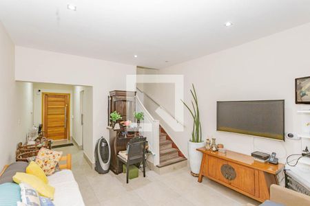 Sala de casa à venda com 3 quartos, 135m² em Liberdade, São Paulo