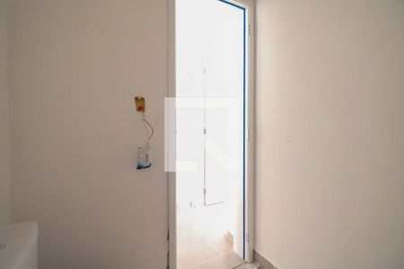 Banheiro de apartamento à venda com 1 quarto, 37m² em Nova Gerti, São Caetano do Sul