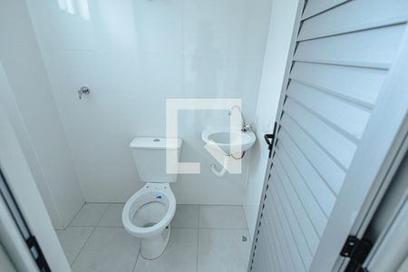 Banheiro de serviço de apartamento à venda com 4 quartos, 260m² em Santa Rosa, Belo Horizonte