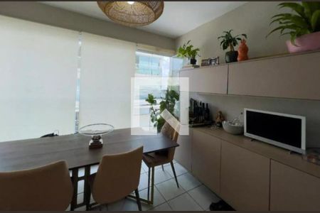 Apartamento à venda com 2 quartos, 72m² em Vila Olímpia, São Paulo