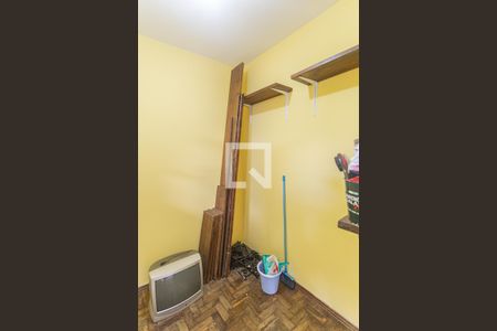Quarto de Serviço de apartamento à venda com 4 quartos, 140m² em Vila Barragem Santa Lucia, Belo Horizonte