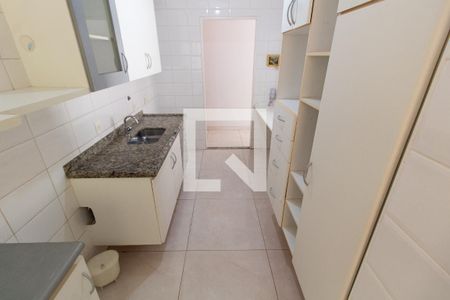 Cozinha de apartamento à venda com 2 quartos, 70m² em Centro, Campinas