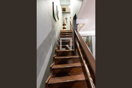 Escada de casa à venda com 3 quartos, 190m² em Parque Via Norte, Campinas