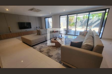 Sala de casa à venda com 6 quartos, 1072m² em Barra da Tijuca, Rio de Janeiro