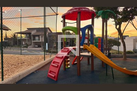 Área comum - Playground de casa de condomínio à venda com 3 quartos, 207m² em Swiss Park, Campinas