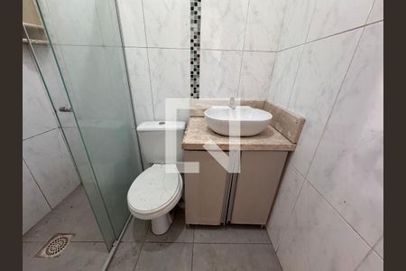 Banheiro de apartamento para alugar com 1 quarto, 55m² em Centro, São Leopoldo