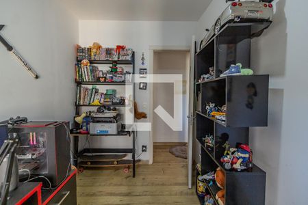 Quarto 1 de apartamento à venda com 3 quartos, 69m² em Santo Antônio, Porto Alegre