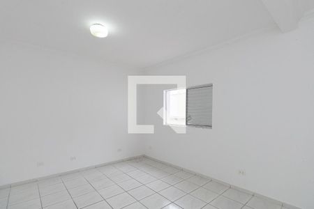Quarto 1 de casa para alugar com 2 quartos, 95m² em Parque Vitoria, São Paulo