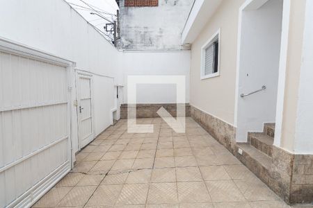 Garagem de casa para alugar com 2 quartos, 95m² em Parque Vitoria, São Paulo
