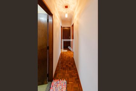 Corredor de apartamento à venda com 3 quartos, 66m² em Coração Eucarístico, Belo Horizonte