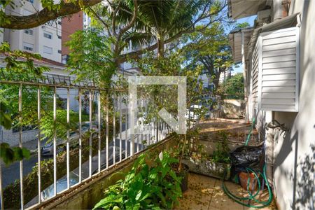 Casa à venda com 3 quartos, 350m² em Vila Clementino, São Paulo