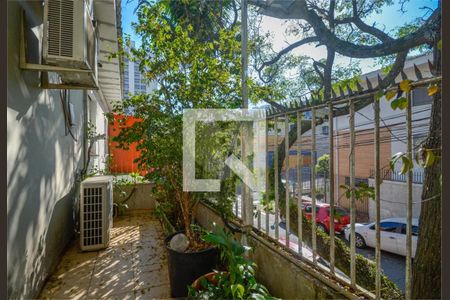 Casa à venda com 3 quartos, 350m² em Vila Clementino, São Paulo