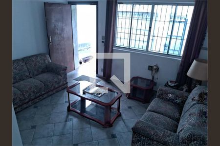 Casa à venda com 4 quartos, 200m² em Parque Imperial, São Paulo