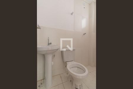 Banheiro de kitnet/studio à venda com 2 quartos, 35m² em Vila São Geraldo, São Paulo