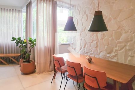 Sala de apartamento à venda com 3 quartos, 162m² em Humaitá, Rio de Janeiro