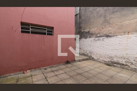 Quintal de casa à venda com 2 quartos, 120m² em Vila Costa Melo, São Paulo