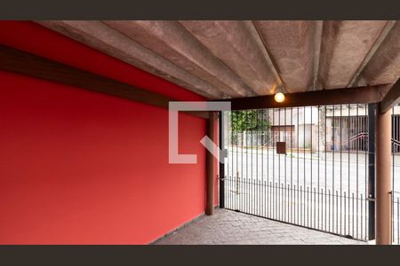Garagem de casa à venda com 2 quartos, 120m² em Vila Costa Melo, São Paulo