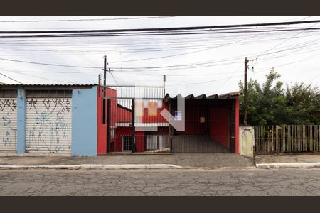 Fachada de casa à venda com 2 quartos, 120m² em Vila Costa Melo, São Paulo