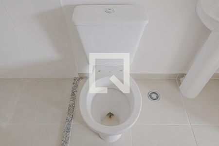 Banheiro de kitnet/studio para alugar com 1 quarto, 25m² em Pinheiros, São Paulo