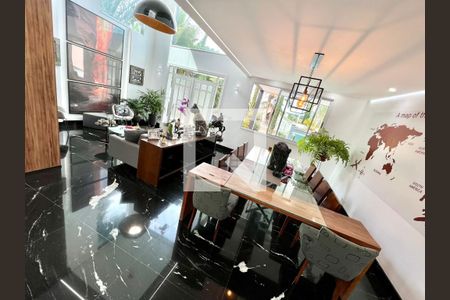 Sala de casa à venda com 5 quartos, 457m² em Jardim Atlântico, Belo Horizonte