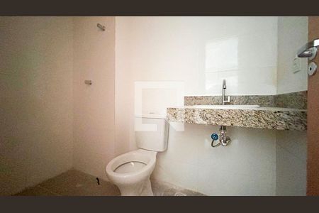   Banheiro de kitnet/studio para alugar com 1 quarto, 27m² em Vila Congonhas, São Paulo