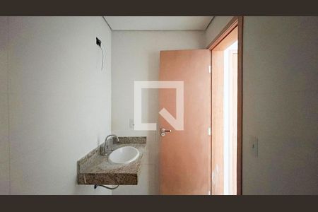 Banheiro de kitnet/studio para alugar com 1 quarto, 27m² em Vila Congonhas, São Paulo