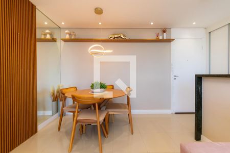 Sala de apartamento à venda com 2 quartos, 55m² em Vila Antonieta, São Paulo