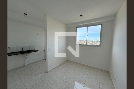 Sala de apartamento para alugar com 2 quartos, 39m² em Bonsucesso, Rio de Janeiro