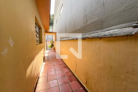 Quintal de casa para alugar com 2 quartos, 75m² em Jaraguá, São Paulo