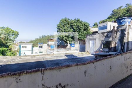 Vista Sala de casa para alugar com 2 quartos, 75m² em Jaraguá, São Paulo
