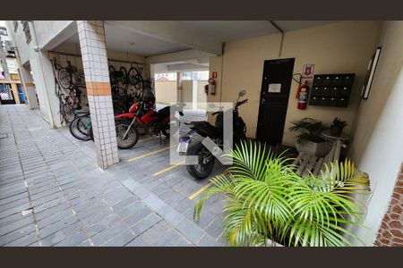 Garagem de apartamento para alugar com 2 quartos, 70m² em Macuco, Santos